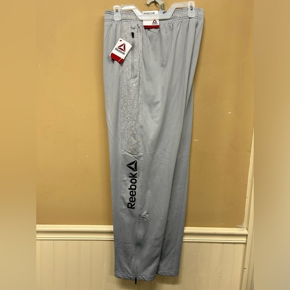 Reebok Mens Taper Slim Recharge Pant Jogger Trainer Gray Sleet Sz XL NWT - Picture 1 of 6
